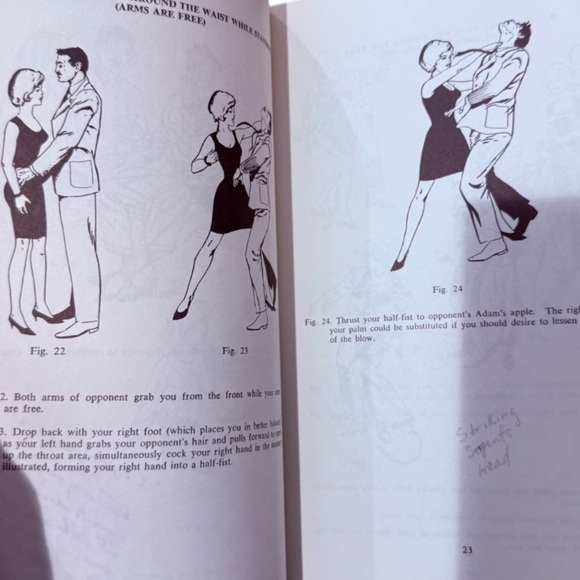 RETRO BOOK The Woman's Guide to Self-Defense Illustrated Book Feminist Vintage - Picture 9 of 10